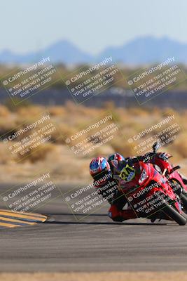media/Dec-14-2023-Racers Edge (Thu) [[2b7ed58cb2]]/B Group/Session 4 (Turn 16)/